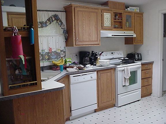 5th image of 22917 143rd Ave E
