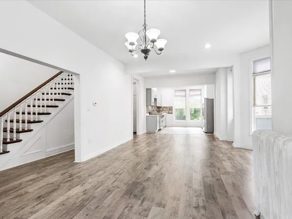 51 Booraem Avenue image 9 of 32