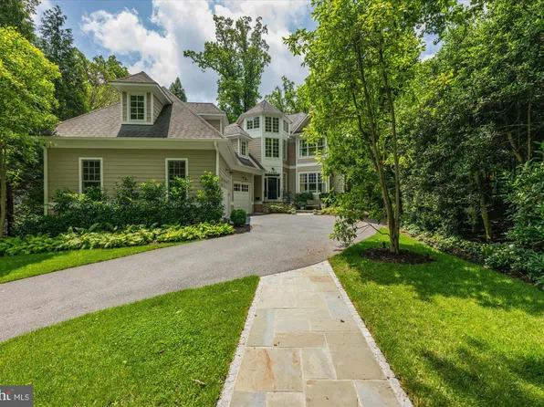 3408 Raymond St, Chevy Chase, MD 20815