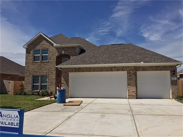 1st image of 232 Harbor Bend Ln
