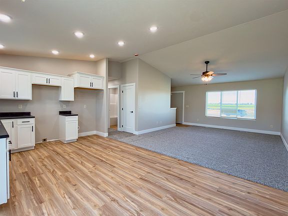 5th image of 2303 E 42nd St