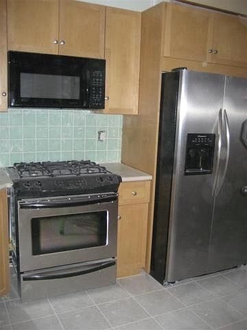 2nd image of 231 Highland St APT 2