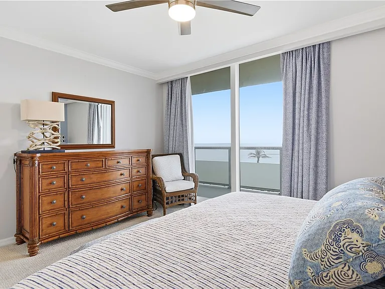 3554 Ocean Drive 703S #403S — Photo 11