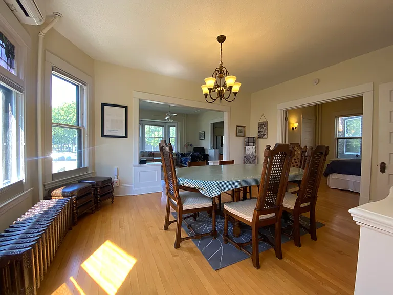 1217 Monroe St NE #1 — Photo 3