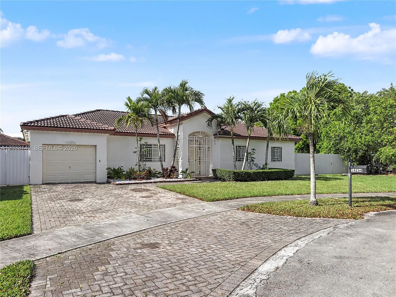 Biscayne Drive Estates — Photo 3
