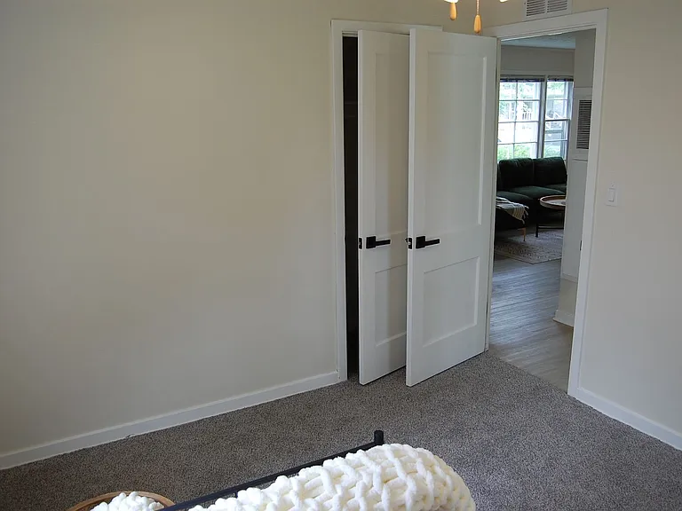 368 S 47th St — Photo 13