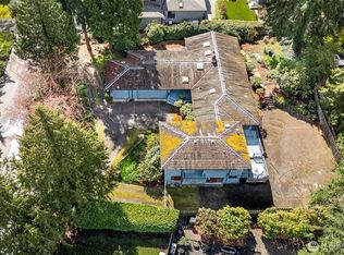 2233 77th Ave NE, Medina, WA 98039