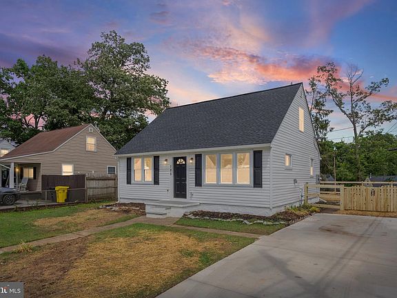 3rd image of 125 Bliss Ln