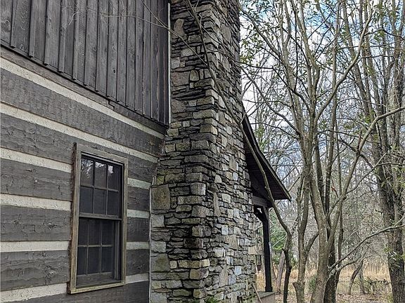 5th image of 9615 Sandy Branch Road SE