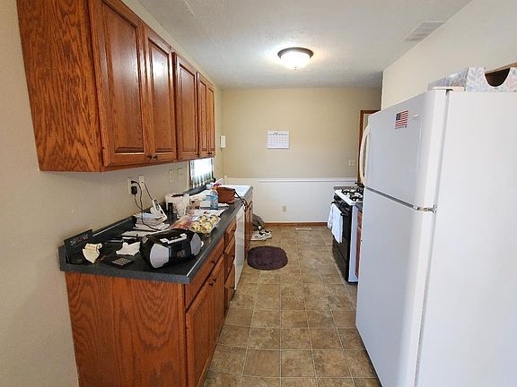 5th image of 1306 Crestview Rd