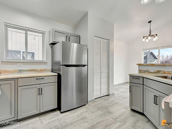 4th image of 5436 New Smyrna Cir