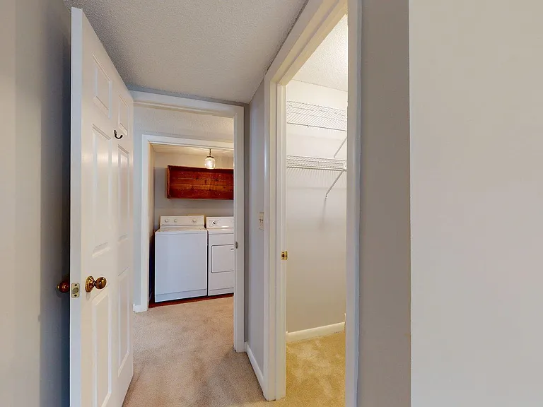 1203 Wilshire Cir — Photo 18