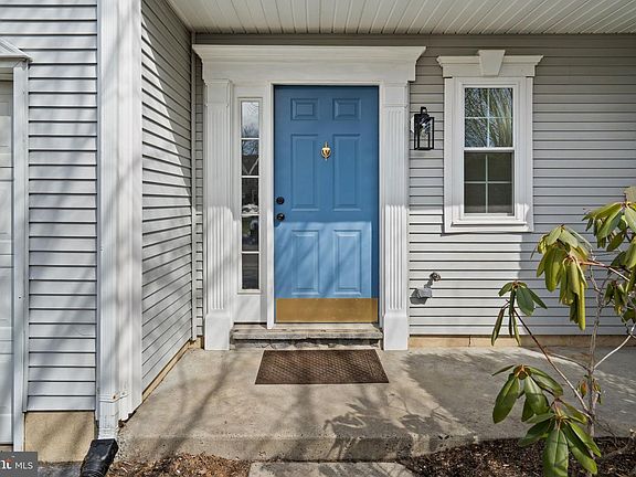 5th image of 608 Ascot Ct
