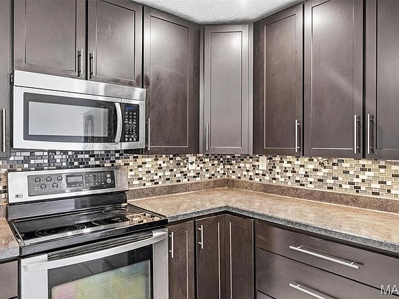 5th image of 1624 Forest Ave