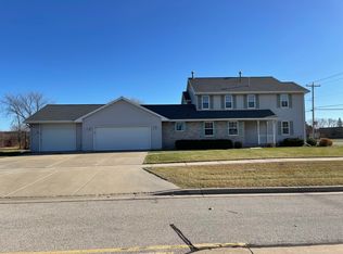772 Scheuring Rd, De Pere, WI 54115