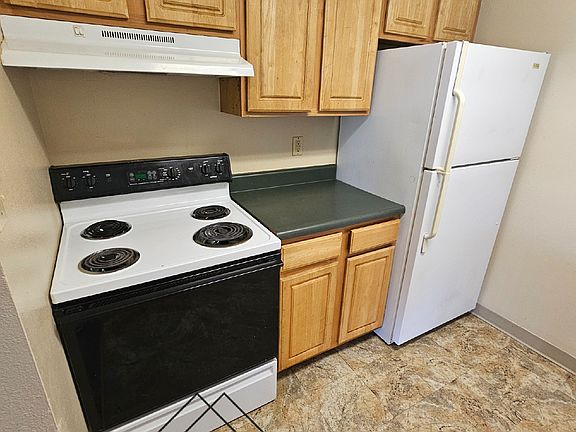 4th image of 410 13th Ave NW Unit 26
