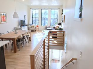 2417 SE Division St, Portland, OR 97202
