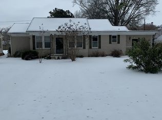 414 Bell Ave, Greenwood, MS 38930