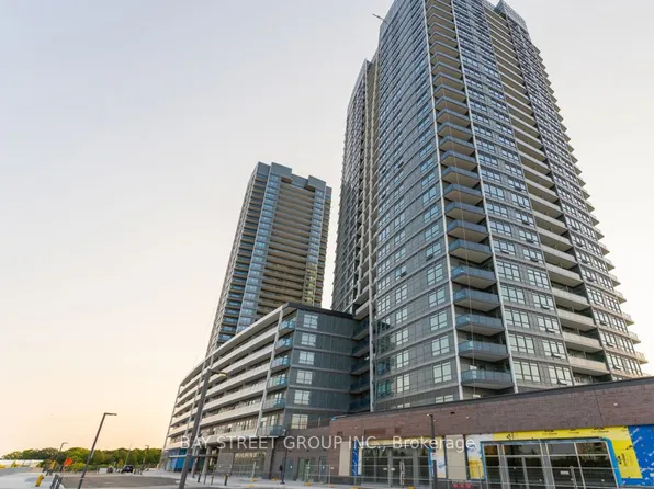 50 Upper Mall Way S, Vaughan, ON
