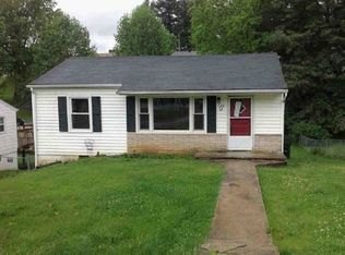 528 Terry Dr, Bristol, VA 24201