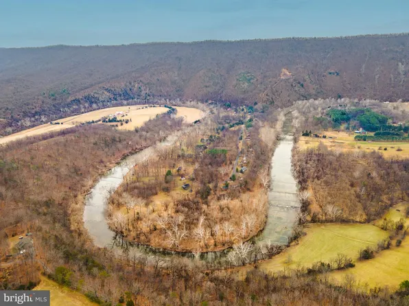 Beside 362 Riverview Dr, Maurertown, VA 22644