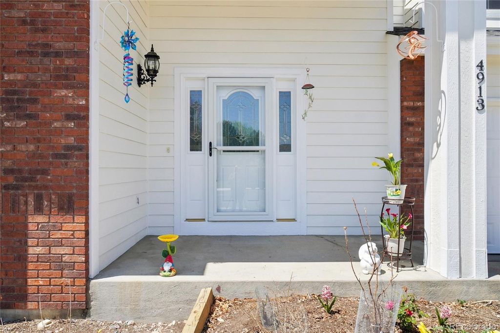 4913 Smallwood Court