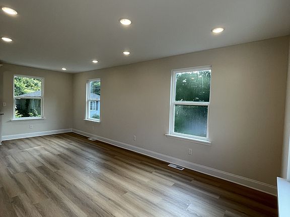 2nd image of 3707 Wilcox Blvd #A