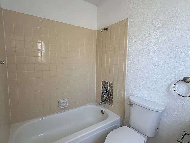 1670 Jones Ln — Photo 11