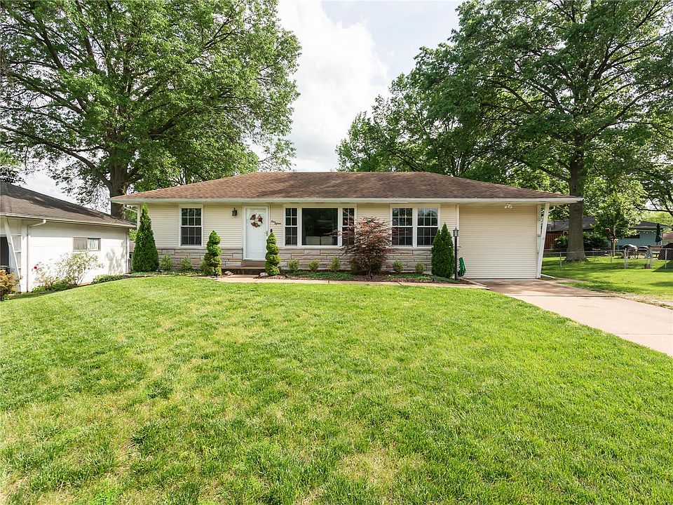 1st image of 115 Buckley Meadows Dr