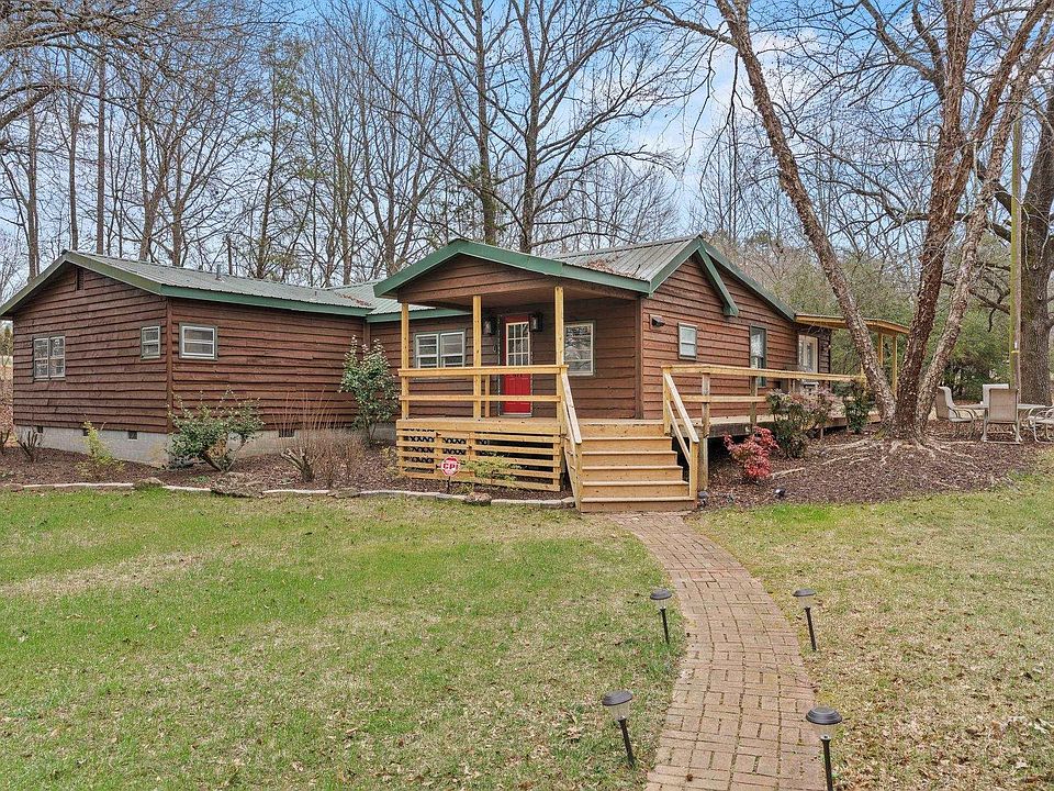 1st image of 471 Chapel Rd