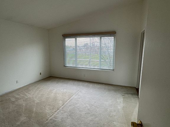 5th image of 33820 Emilia Ln