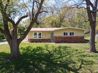 201 N Dickey St, Delavan, IL