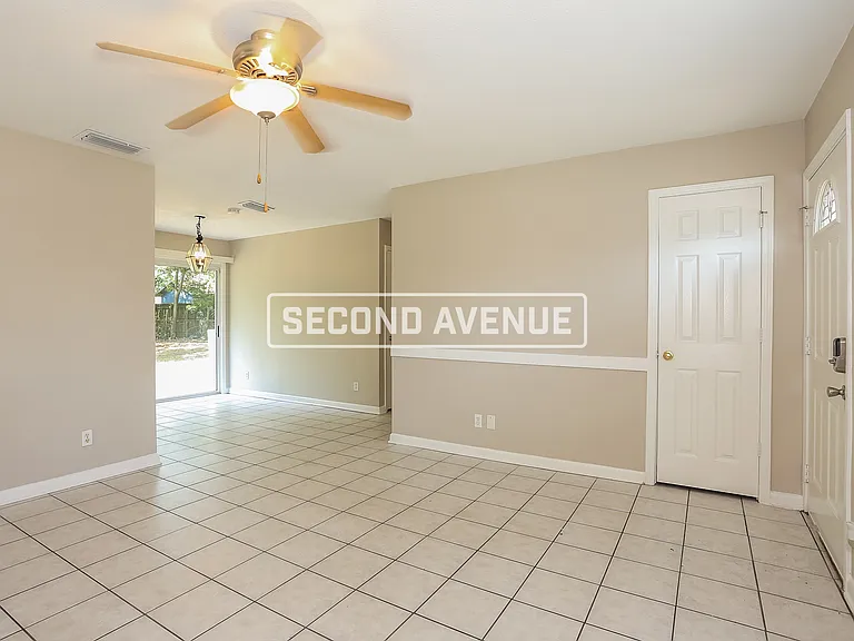 6111 Shetland Rd — Photo 9