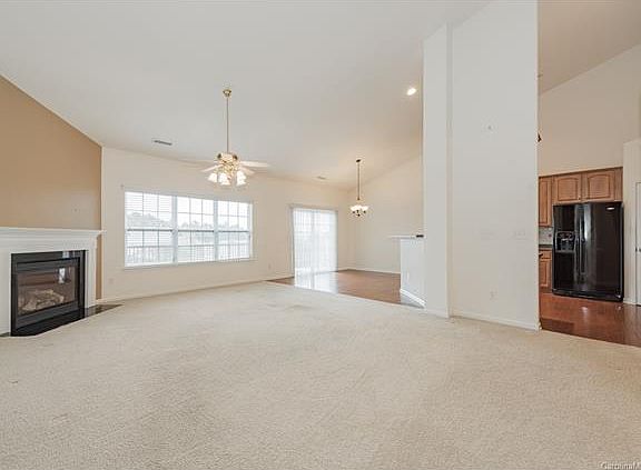 5th image of 10047 Highland Creek Cir