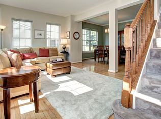 25527 Dabner Dr, Chantilly, VA 20152