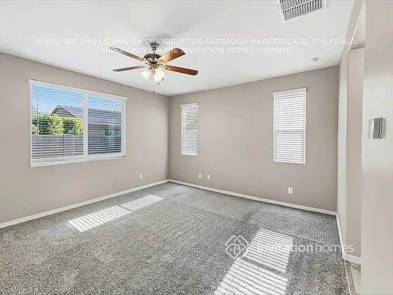 19018 W Yucatan Dr — Photo 12