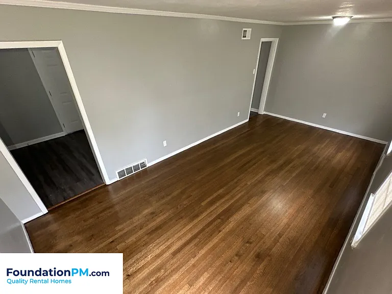 1617 Haywood Ave — Photo 7