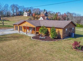 3260 Covemont Rd, Sevierville, TN 37862