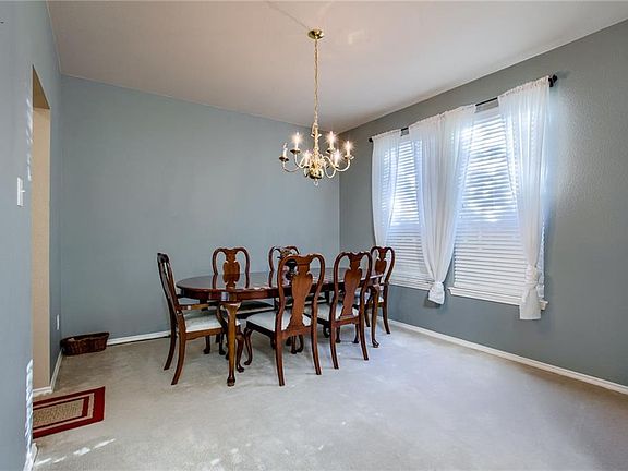 4th image of 1509 Augusta Bend Dr