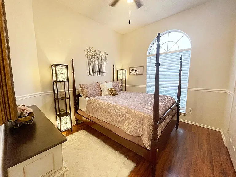 8306 Trail Lake Dr — Photo 9