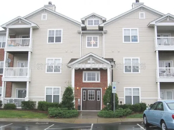 9843 Hyde Glen Ct, Charlotte, NC 28262