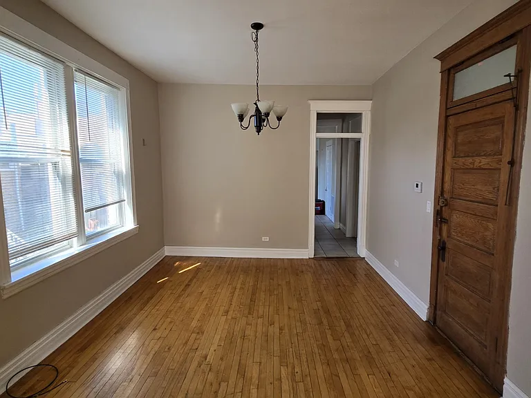 928 S Claremont Ave #2F — Photo 6
