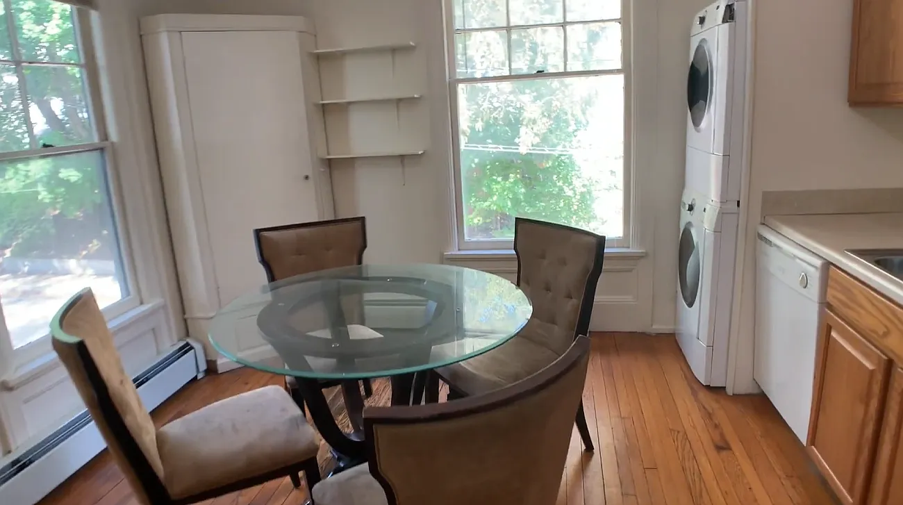 102 Highland Place - 4 — Photo 4
