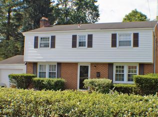 7 Falkirk Dr, Pittsburgh, PA