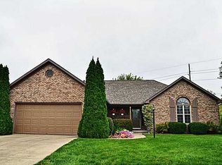 8120 Creek Way, Avon, IN 46123