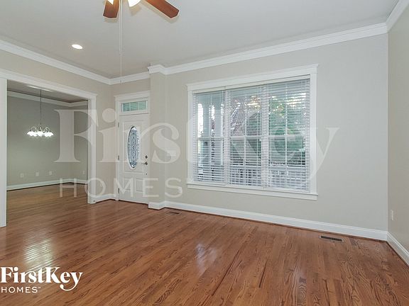 4th image of 135 Water Oak Dr