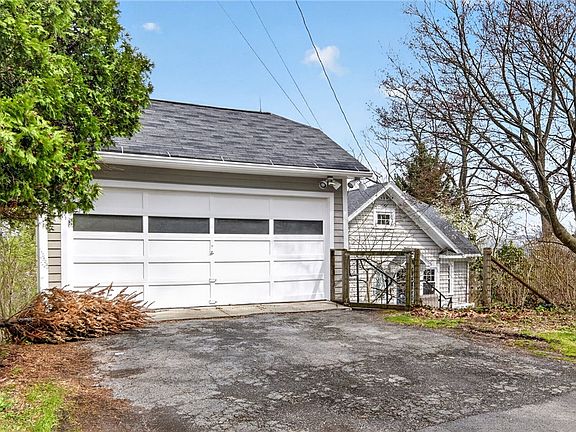 2nd image of 1016 Trumansburg Rd