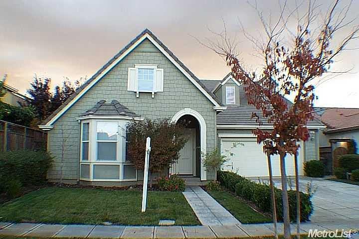 1st image of 667 E Leah Ln