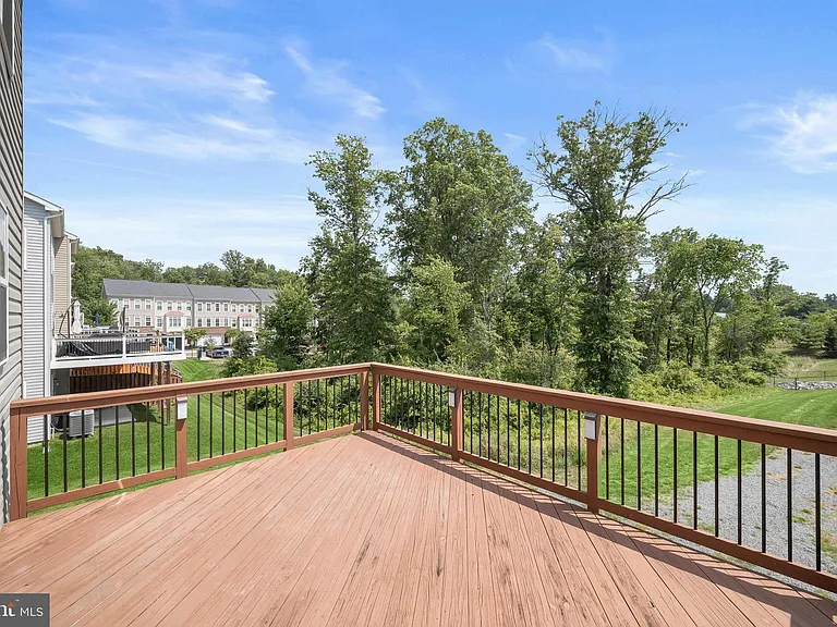 212 Upper Brook Ter — Photo 45