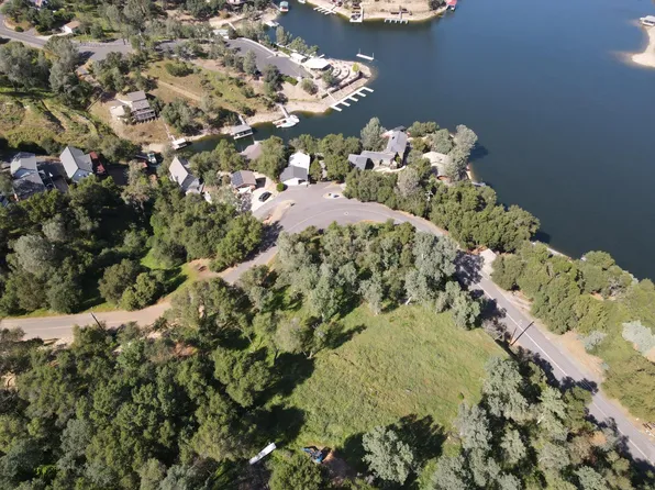 4820 Lakeshore Dr, Copperopolis, CA 95228